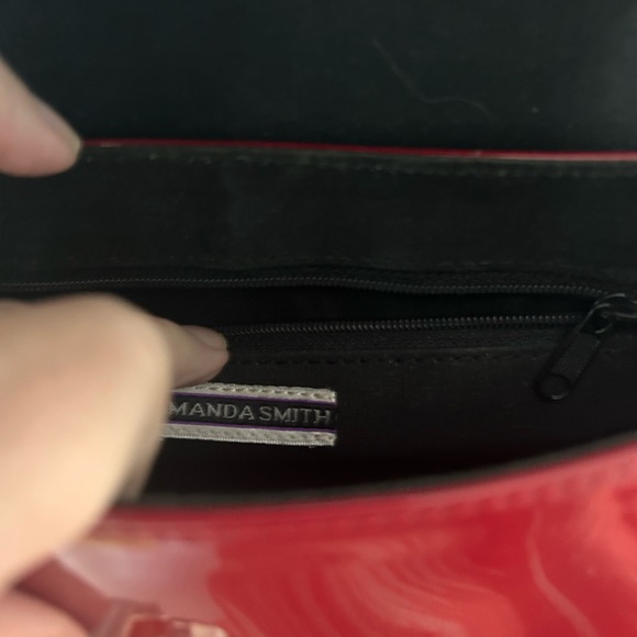 Amanda Smith Glossy Burgundy/Red Purse & Short Handle $ Inside Pocket, Beige - Picture 12 of 13